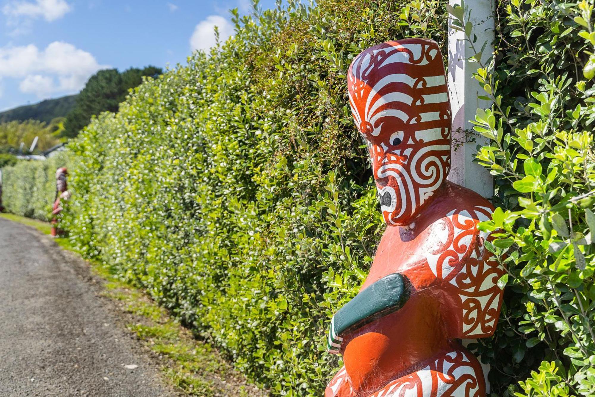 Port Waikato Holiday Park Екстер'єр фото