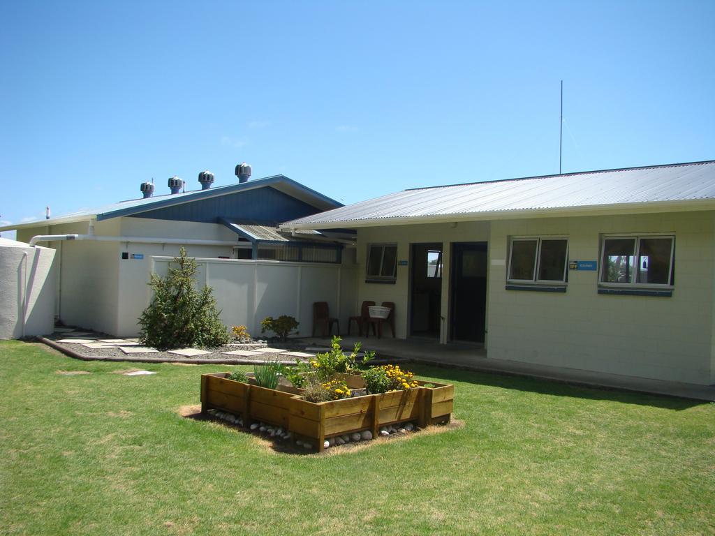 Port Waikato Holiday Park Екстер'єр фото