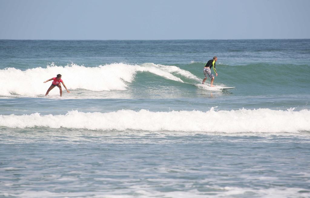 Port Waikato Holiday Park Екстер'єр фото