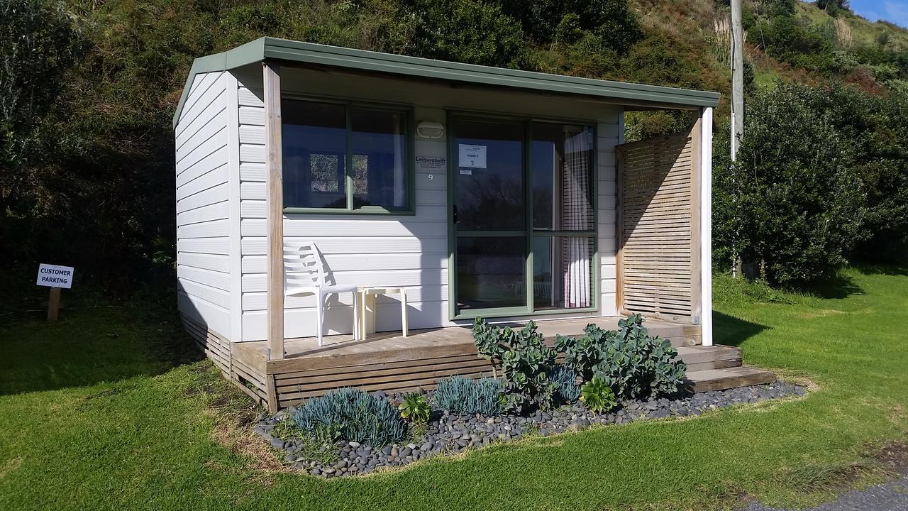 Port Waikato Holiday Park Екстер'єр фото
